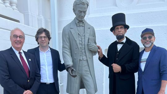 Lincoln Statue Unveiled in Macomb's HIstoric Downtown Square