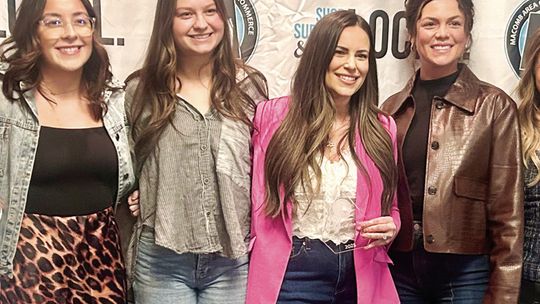 Local Business Leaders, Owners Honored at Annual Chamber Awards