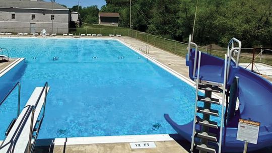 Macomb Pool Closed for Summer