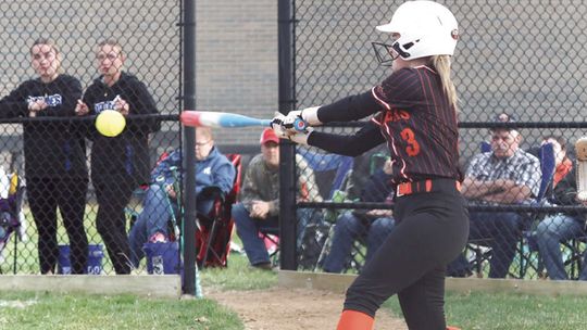 MHS Runs Past WP/SE In Prairieland Opener