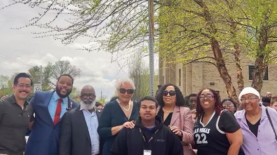 MHS, WIU Grad, Esteemed Civil Rights Leader Honored in Peoria