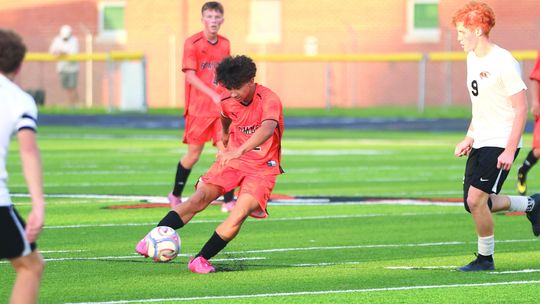 Season Ends For MHS Boys Soccer With Regional Defeat