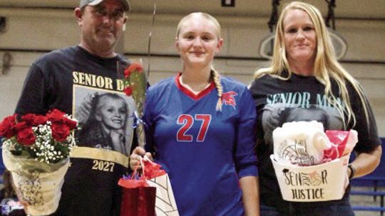 Spartans, Cyclones Defeated in Area Volleyball Contests