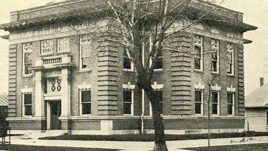 The History of McDonough County Libraries