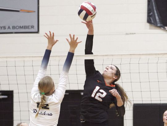 Bomber Volleyball Wins At Havana; Defeated By QND