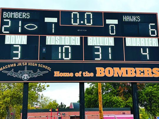 Bombers (9-1) Pull Away Late To Reach 2nd Round of Playoffs, Hosting Geneseo