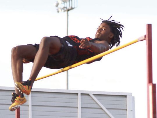 Brown Ties For 17th in Class 2A State High Jump