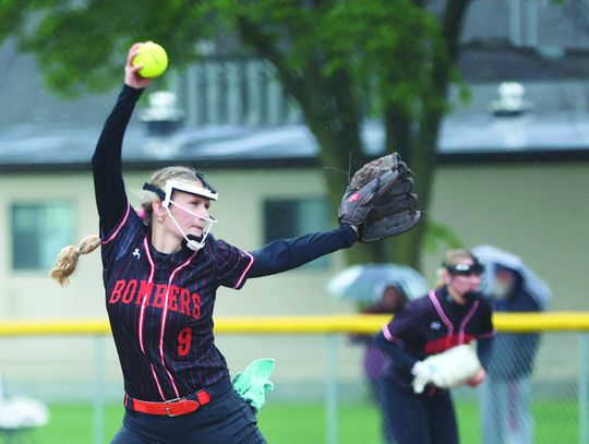 Chargers Hold Off Bombers For Prairieland Victory