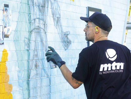 Dallas Artist Brings Graffiti Flair to Beef-A-Roo Mural in