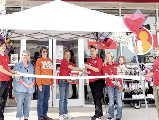 Family Dollar Holds Re-Grand Opening
