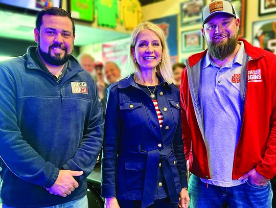 Higgins' Campaign Stops in Macomb for Meet-and-Greet Saturday