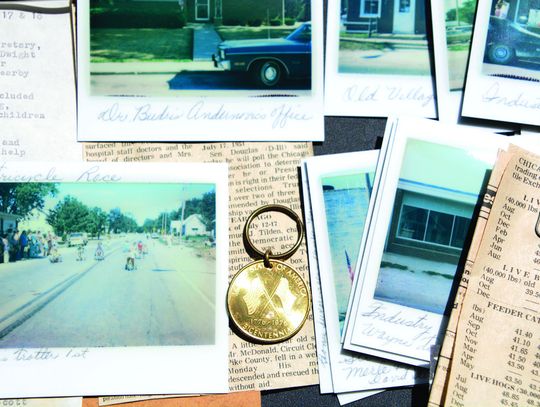 Industry Opens 1976 Time Capsule