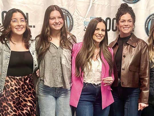 Local Business Leaders, Owners Honored at Annual Chamber Awards