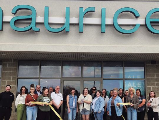 Macomb Area Chamber Ribbon Cutting