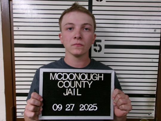 Macomb Police Arrest Teen for Loaded Gun, DUI