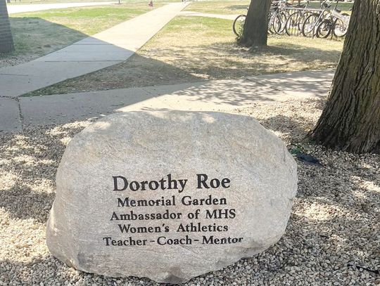 Macomb School District Installs New Marker to Honor Dorothy Roe