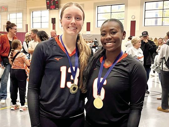 MHS Volleyballers Post 2-2 Record At QND Tournament