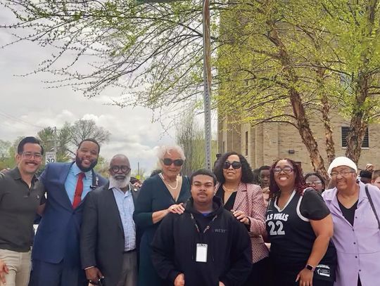 MHS, WIU Grad, Esteemed Civil Rights Leader Honored in Peoria