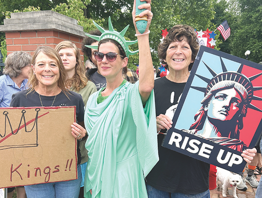 ‘No Kings!' Peaceful protestors rally in Macomb against authoritarianism