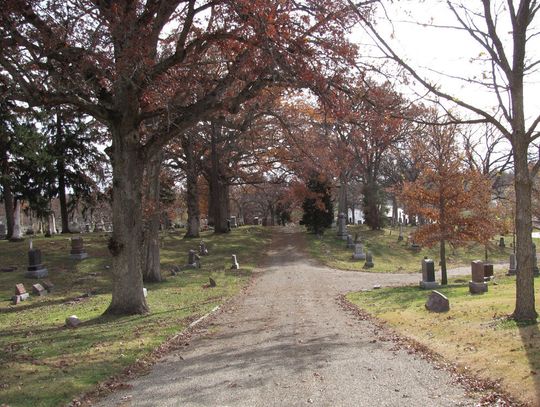 Oakwood Cemetery A Community Story May 9