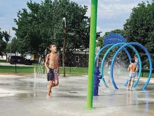 Reid Brewer Splash Park Hours