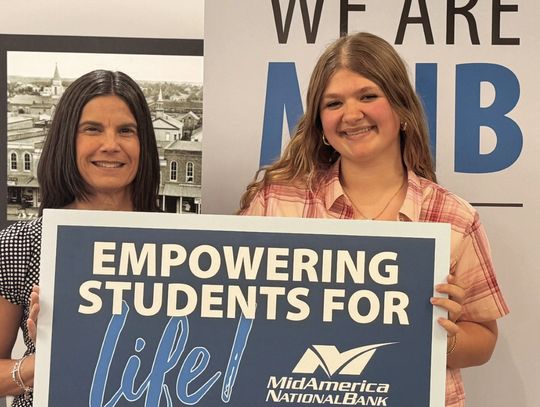 Schauble Named MNB Senior of the Month