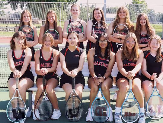 Seniors To Lead MHS Girls Tennis Team
