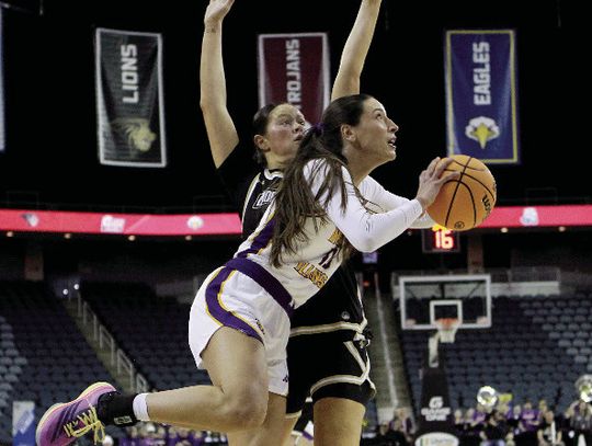 Western Survives SEMO Challenge To Reach Finals