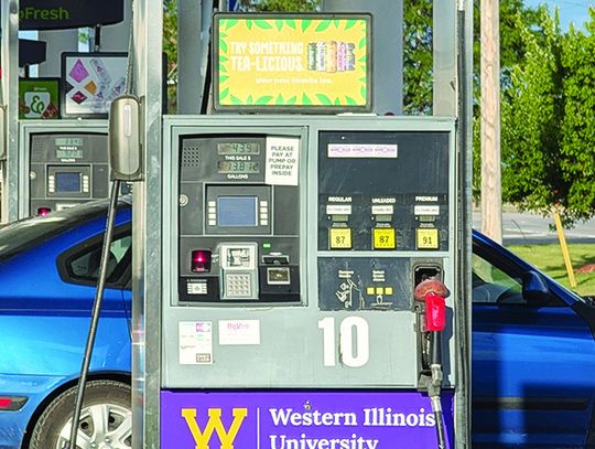 WIU, Hy-Vee Partner Up with 'Fuel Point W' Campaign