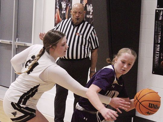 WP/SE Girls Pick Up Regional Win Over Rushville-Industry