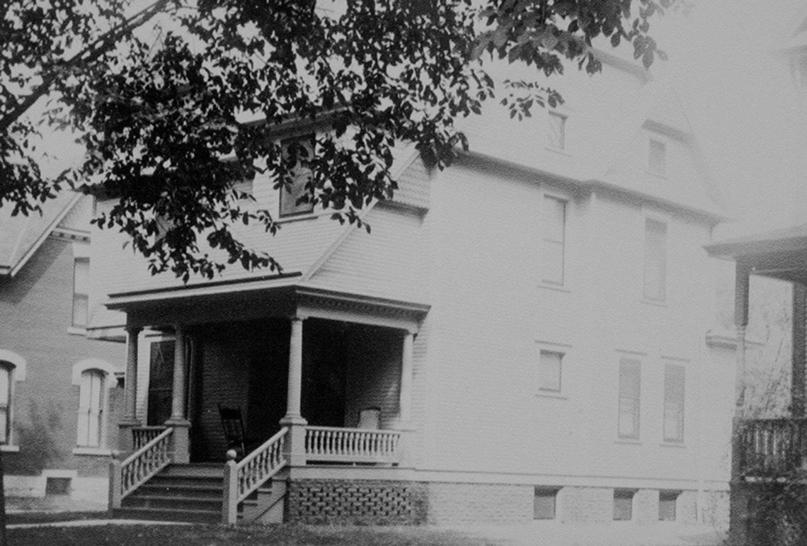 Images of the Past Images of the Past