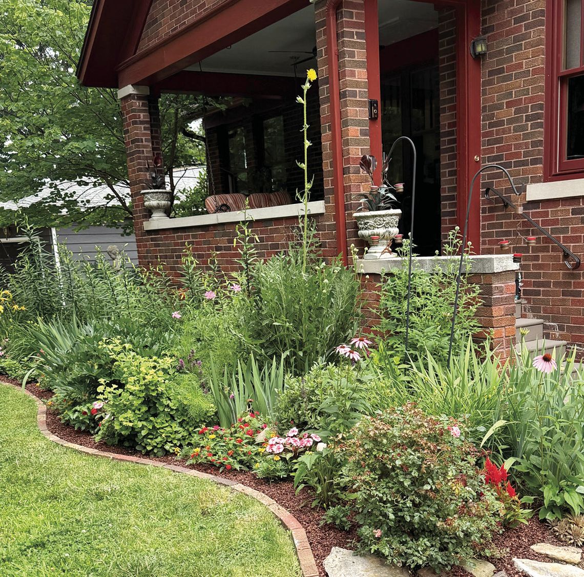 Macomb Beautiful Garden Tour