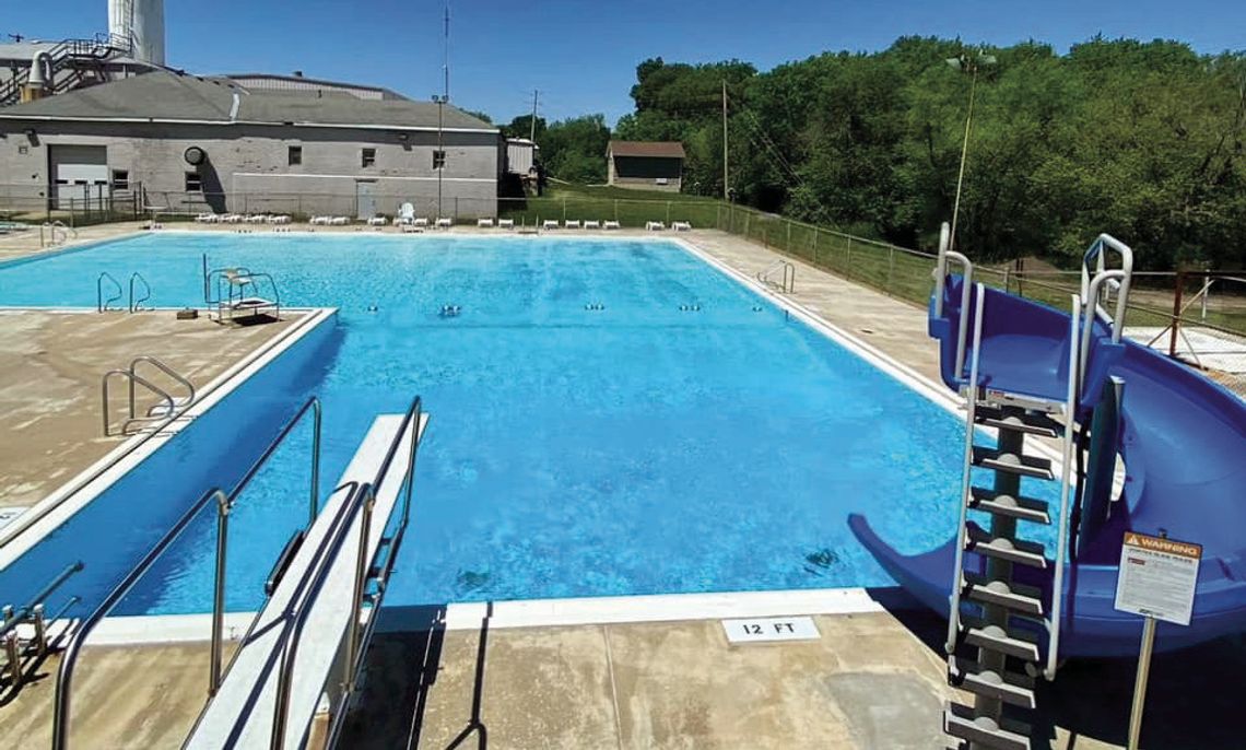 Macomb Pool Closed for Summer