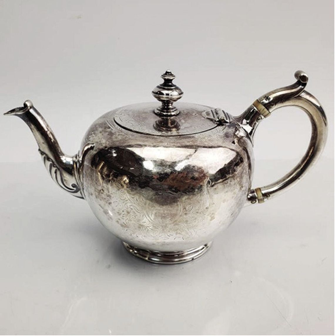 Saffron Teapots Saffron Teapots