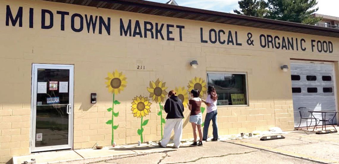 Student Artists Bring Sunshine & Cheer to the Macomb Food Co-op Student Artists Bring Sunshine & Cheer to the Macomb Food Co-op