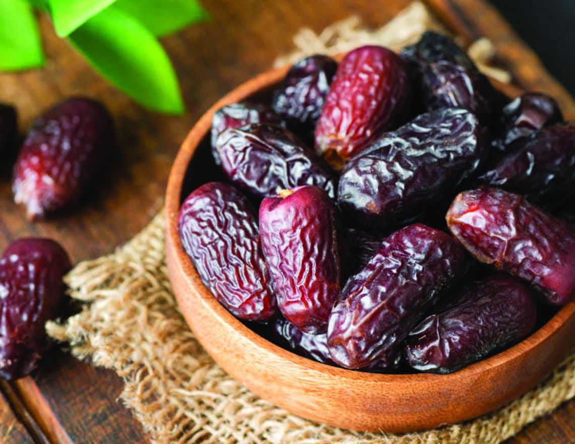 WIU Student and Aspiring Police Officer Abdullah Ballout Delivers Food for Ramadan